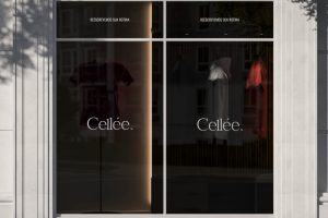 1个服装门店玻璃贴mockup样机vi贴图橱窗效果图-26371