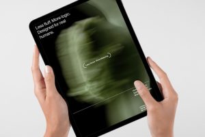 1个手拿适用ipad样机vi贴图app网页交互设计效果图-M019