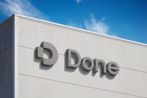 2个建筑外立面logo立体字样机vi贴图公司企业标志效果图-26243